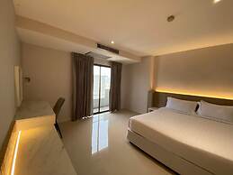 Avana X The Cross Residence