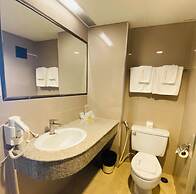 Avana X The Cross Residence