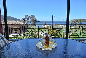 Nikolas House Beside the sea Next to Lefkada