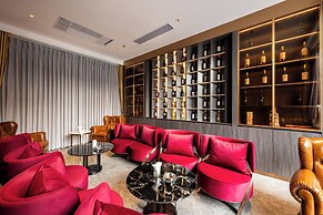 Royal Platinum Condo by Soben Homes