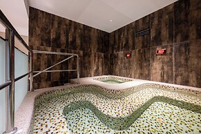 Royal Platinum Condo by Soben Homes