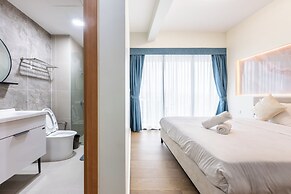 Royal Platinum Condo by Soben Homes