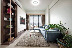 Royal Platinum Condo by Soben Homes