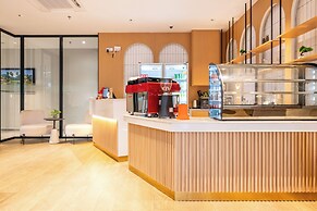 Royal Platinum Condo by Soben Homes