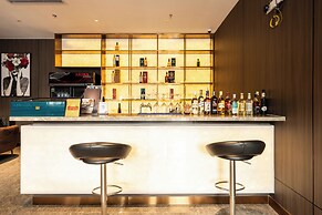 Royal Platinum Condo by Soben Homes