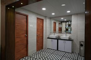 Evoke Express Candolim