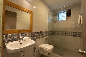 Evoke Express Candolim