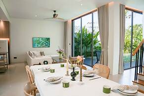 Tree O'clock Pool Villa - Phuket