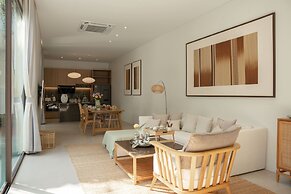 Tree O'clock Pool Villa - Phuket