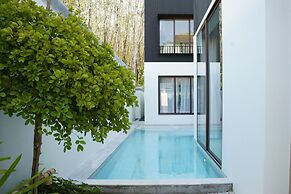 Tree O'clock Pool Villa - Phuket
