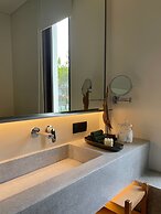 Tree O'clock Pool Villa - Phuket