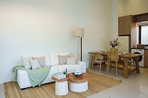 Tree O'clock Pool Villa - Phuket