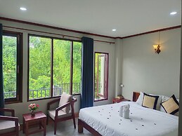 Dok Champa Hotel