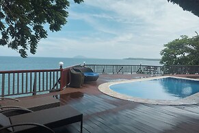 Blue Deep Resort powered by Cocotel