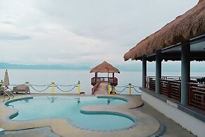 Blue Deep Resort powered by Cocotel