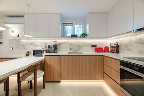 Glyfada Coastside Apartment
