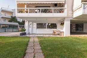 Glyfada Coastside Apartment