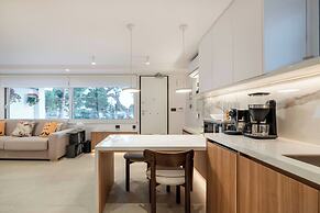 Glyfada Coastside Apartment