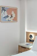 Glyfada Coastside Apartment