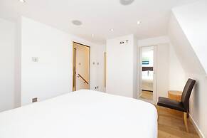 Superb Flats in the Heart of Edinburgh