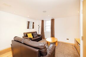 Superb Flats in the Heart of Edinburgh