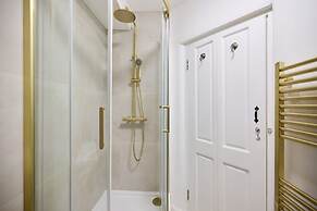 The Maida Hill Hideout - 2bdr Flat With Courtyard