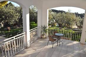 Appartamento Olive Garden Ac Wifi Hvar