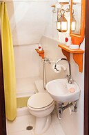 260m2 Unique Mountain House in Lilea Parnasos