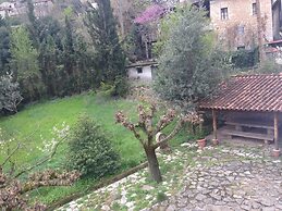 260m2 Unique Mountain House in Lilea Parnasos