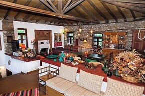 260m2 Unique Mountain House in Lilea Parnasos