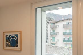 Borsieri Como Apartments with Parking