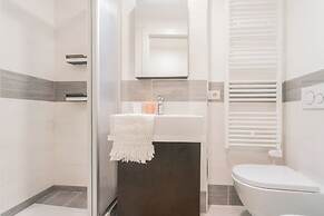 Borsieri Como Apartments with Parking