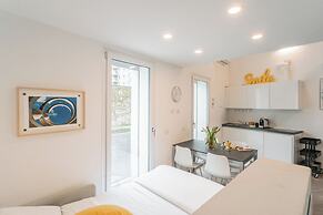 Borsieri Como Apartments with Parking