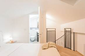 Borsieri Como Apartments with Parking