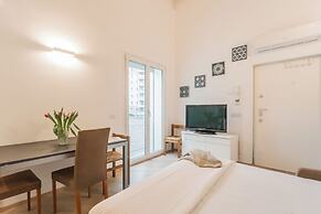 Borsieri Como Apartments with Parking