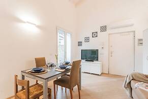 Borsieri Como Apartments with Parking