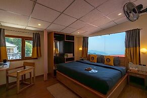 The Hosteller Mussoorie, Mall Road
