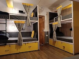 The Hosteller Mussoorie, Mall Road