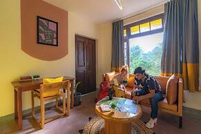 The Hosteller Mussoorie, Mall Road