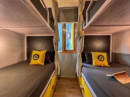 The Hosteller Mussoorie, Mall Road