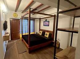 The Hosteller Mussoorie, Mall Road