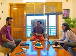 The Hosteller Mussoorie, Mall Road