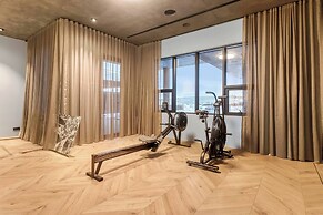 Glamorous & Stylish Getaway