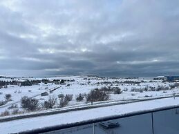 Glamorous & Stylish Getaway