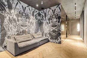 Glamorous & Stylish Getaway