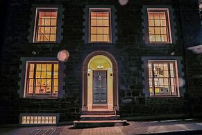 Suites at Derby House