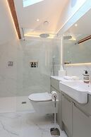 Suites at Derby House