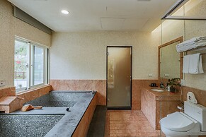 Sunrise Hot Spring Hotel