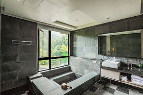 Sunrise Hot Spring Hotel