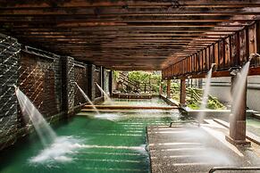 Sunrise Hot Spring Hotel